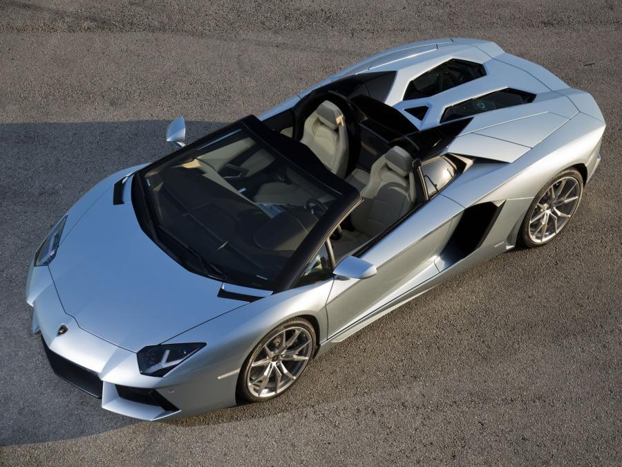  Lamborghini Aventador LP700-4 Roadster 2013 года  (фото 14 из 68)